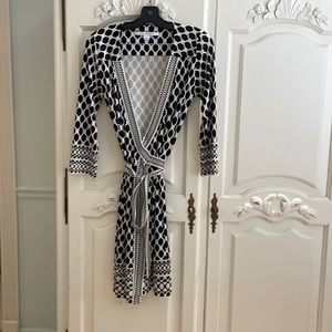 DianevonFurstenberg Wrap Dress size 4